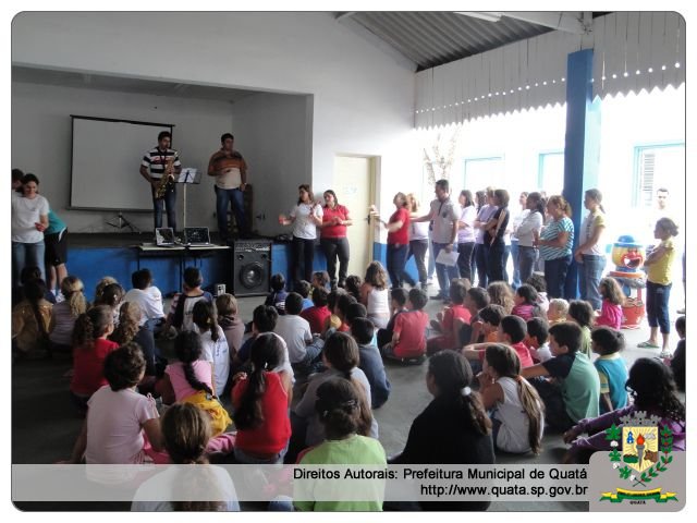 Notícia Professores de Quatá recebem várias homenagens