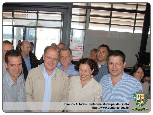 Notícia Governador inaugura obras na região: Pécchio apresenta Lu, prefeita eleita em Quatá