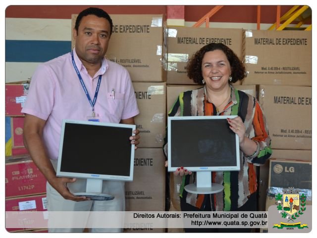 Notícia Prefeitura de Quatá recebe doação de  58 computadores