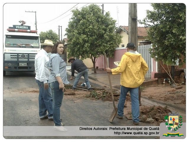 Notícia Chuvas causam estragos em Quatá-Prefeitura Municipal ajuda moradores do Bairro Jardim Primavera