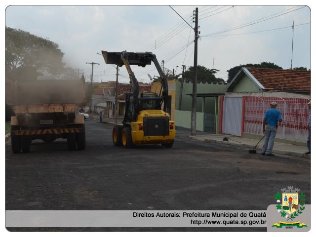 Notícia Secretaria de Infraestrutura realiza Tapa Buracos na Rua Cirilo de Almeida Sampaio
