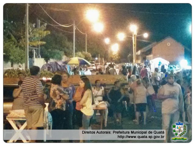 Notícia Feira da Lua: noite animada ao som de R3