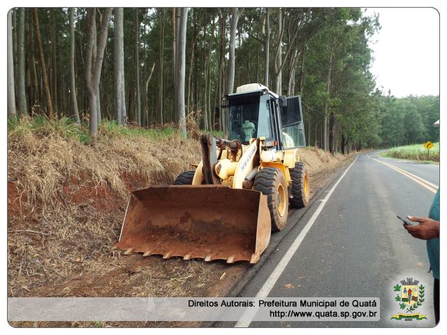 Notícia Pá Carregadeira é consertada e volta a ser utilizada em serviços rurais