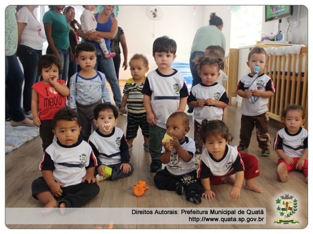 Notícia Uniforme às nossas crianças