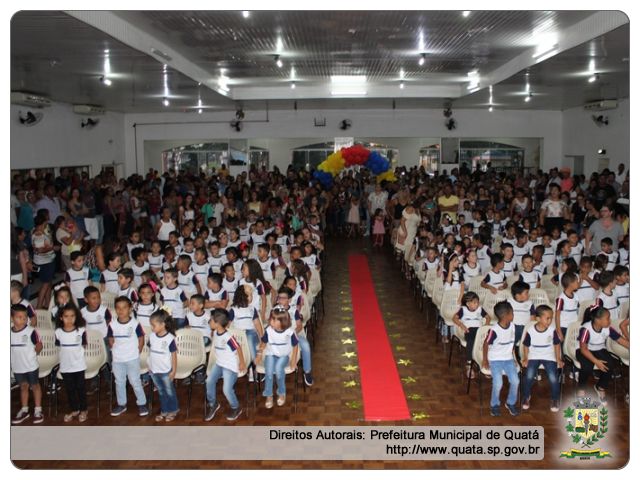 Notícia Educação realiza formatura 2018 da  Pré-Escola municipal