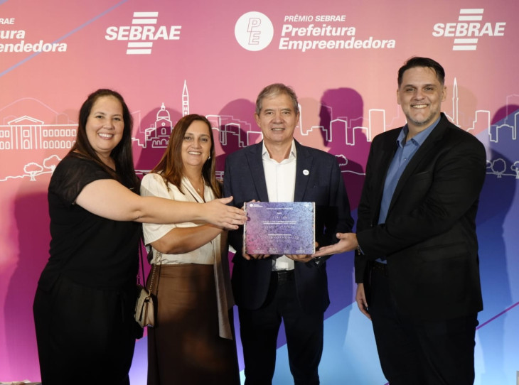 Quatá é reconhecida com certificado do Prêmio Sebrae Prefeitura Empreendedora