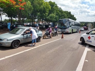 Foto 10: Quatá inicia barreira sanitária