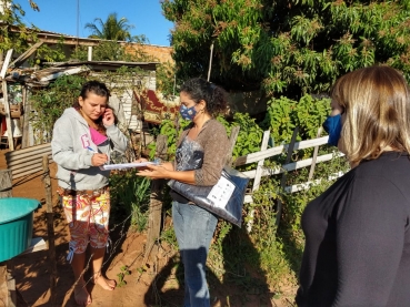 Foto 21: Solidariedade aquecendo corações: famílias carentes e vulneráveis de Quatá recebem cobertores