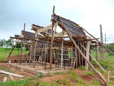 Foto 5: Novas construções: obras não param!