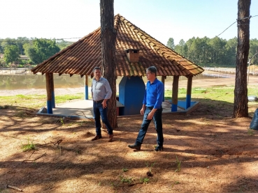 Foto 14: Obra de revitalização do Balneário entra na fase de pintura