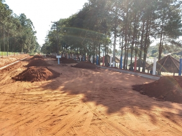 Foto 15: Obra de revitalização do Balneário entra na fase de pintura