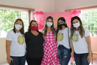 Foto 78: Fundo Social de Solidariedade de Quatá promove Dia da Beleza