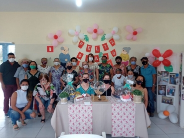 Foto 20: CRAS comemora Dia Internacional do Idoso e aniversariantes de setembro