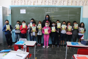 Foto 80: Quatá recebe circuito de peça teatral infantil