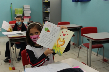 Foto 86: Quatá recebe circuito de peça teatral infantil