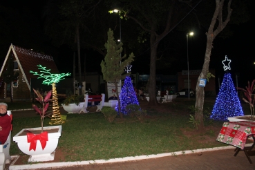 Foto 39: Inauguração da Praça do Natal - Natal Luz 2021 em Quatá