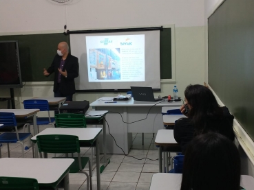 Foto 4: SEBRAE inicia workshop gratuito de Vitrines e Exposição de Produtos