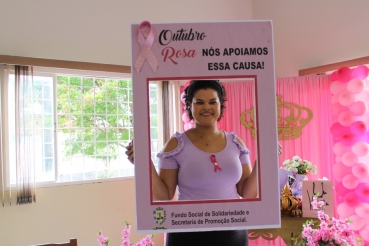 Foto 4: Fundo Social de Solidariedade de Quatá promove Dia da Beleza