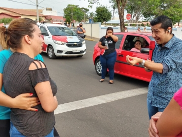 Foto 15: Emoção e fé pelas ruas de Quatá