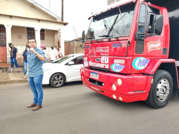 Foto 34: Emoção e fé pelas ruas de Quatá