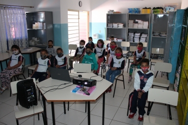 Foto 72: Quatá recebe circuito de peça teatral infantil