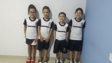 Foto 25: Novos Crocs, Tênis e Agasalhos são entregues para os alunos da Rede Municipal de Ensino de Quatá
