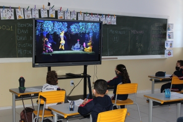 Foto 22: Quatá recebe circuito de peça teatral infantil