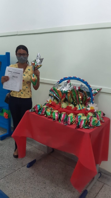 Foto 15: Educação entrega ovos de Páscoa para os alunos da Rede Municipal de Quatá