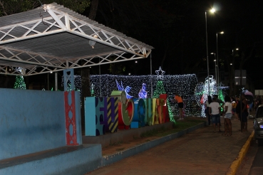 Foto 43: Inauguração da Praça do Natal - Natal Luz 2021 em Quatá