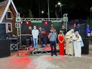 Foto 9: Inauguração da Praça do Natal - Natal Luz 2021 em Quatá