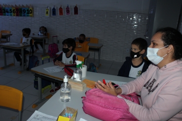 Foto 3: Quatá recebe circuito de peça teatral infantil