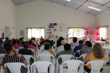 Foto 73: Fundo Social de Solidariedade de Quatá promove Dia da Beleza