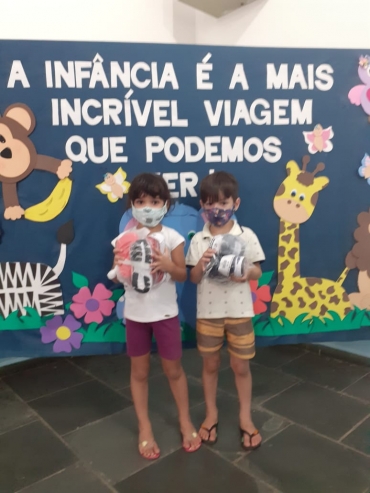 Foto 64: Novos Crocs, Tênis e Agasalhos são entregues para os alunos da Rede Municipal de Ensino de Quatá