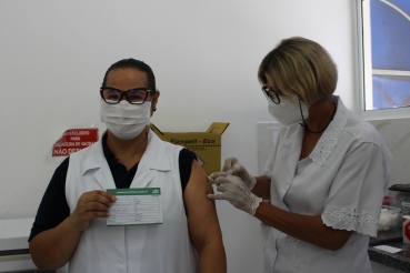 Foto 10: DIA HISTÓRICO! 22/01/21. Primeiras vacinas contra o Covid - 19 são aplicadas em Quatá