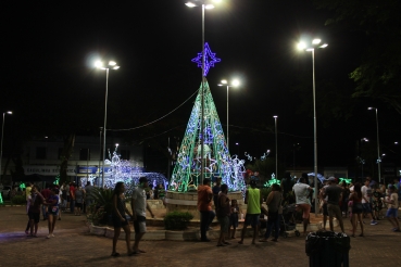 Foto 40: Inauguração da Praça do Natal - Natal Luz 2021 em Quatá