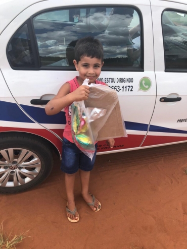 Foto 59: Educação entrega ovos de Páscoa para os alunos da Rede Municipal de Quatá