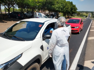 Foto 3: Quatá volta a fazer barreira sanitária