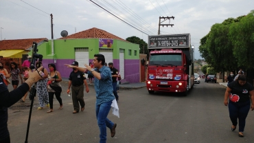 Foto 49: Emoção e fé pelas ruas de Quatá