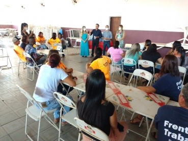 Foto 4: Almoço de confraternização é oferecido para integrantes da Frente de Trabalho