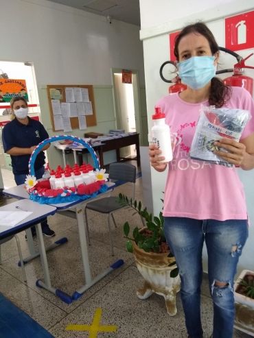 Foto 80: Novos Crocs, Tênis e Agasalhos são entregues para os alunos da Rede Municipal de Ensino de Quatá