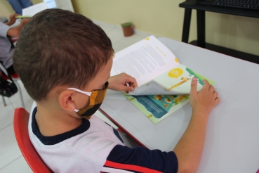 Foto 17: Quatá recebe circuito de peça teatral infantil