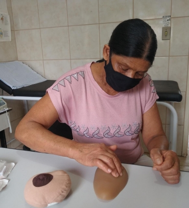 Foto 90: Mês de Prevenção ao Câncer de Mama. 