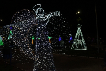 Foto 35: Inauguração da Praça do Natal - Natal Luz 2021 em Quatá