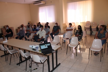 Foto 57: Prefeitura de Quatá, em parceria com o Sindicato Rural de Quatá e SENAR promove outros três treinamentos