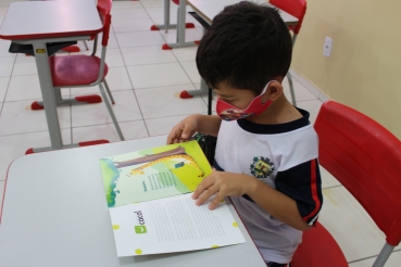 Foto 24: Quatá recebe circuito de peça teatral infantil