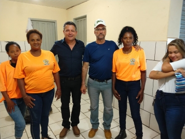 Foto 6: Almoço de confraternização é oferecido para integrantes da Frente de Trabalho