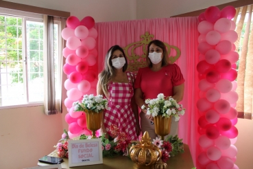 Foto 85: Fundo Social de Solidariedade de Quatá promove Dia da Beleza