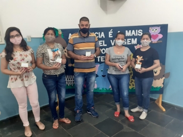 Foto 52: Educação entrega ovos de Páscoa para os alunos da Rede Municipal de Quatá