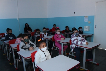 Foto 64: Quatá recebe circuito de peça teatral infantil