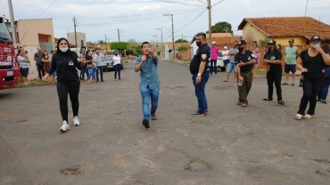 Foto 61: Emoção e fé pelas ruas de Quatá